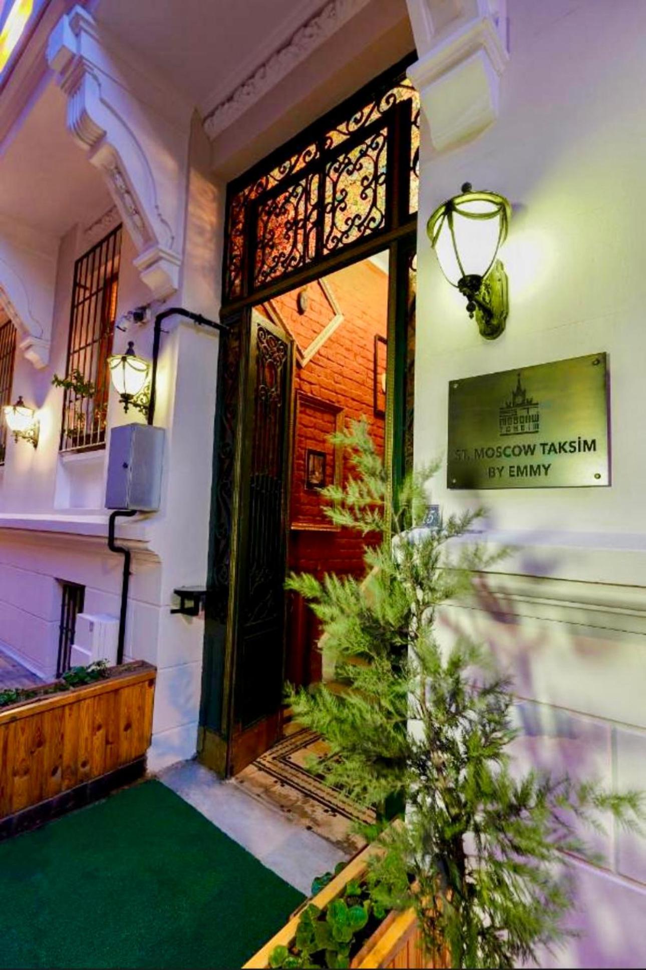 White Bolshoi Rooms Estambul Exterior foto